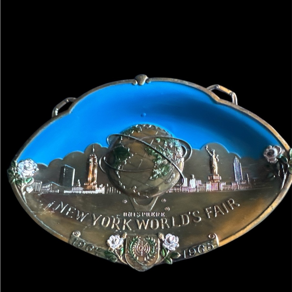 Vintage 1961 NY World Fair Souvenir copper dish